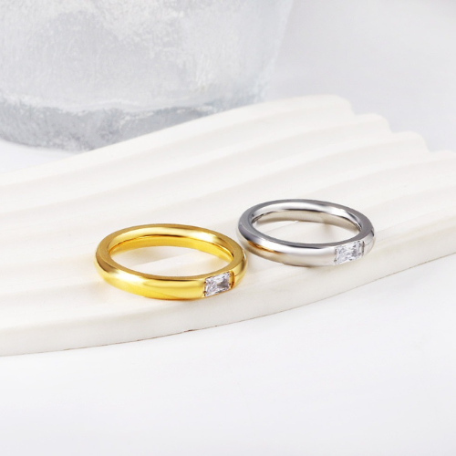Single stone ring